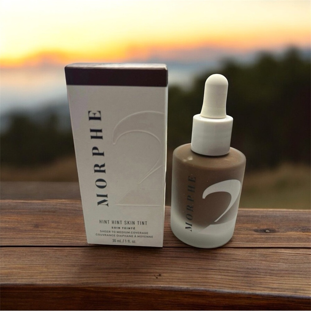 💎 Morphe 2 Hint Hint Skin Tint | Expresso